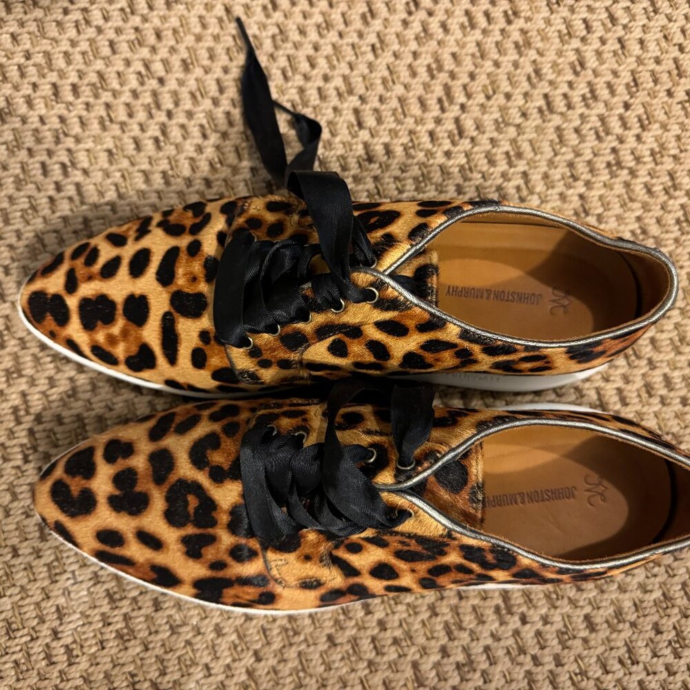 Johnston Murphy Leopard  tennis shoe size 9.5